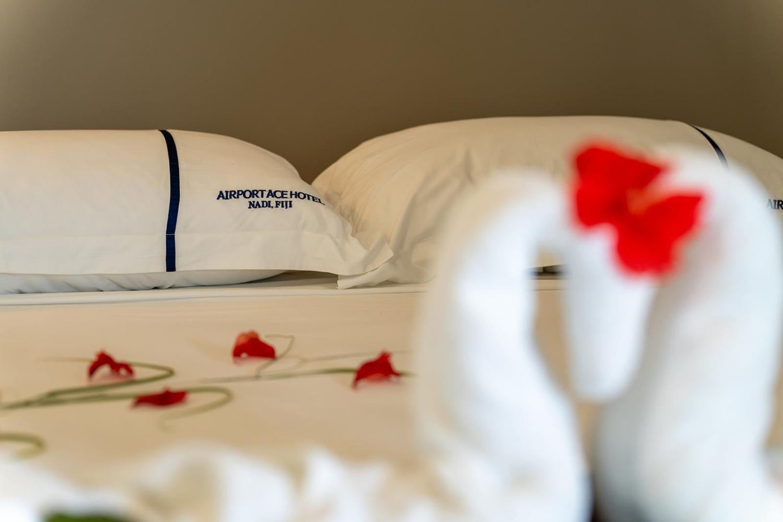 Airport Ace Hotel Наді Екстер'єр фото