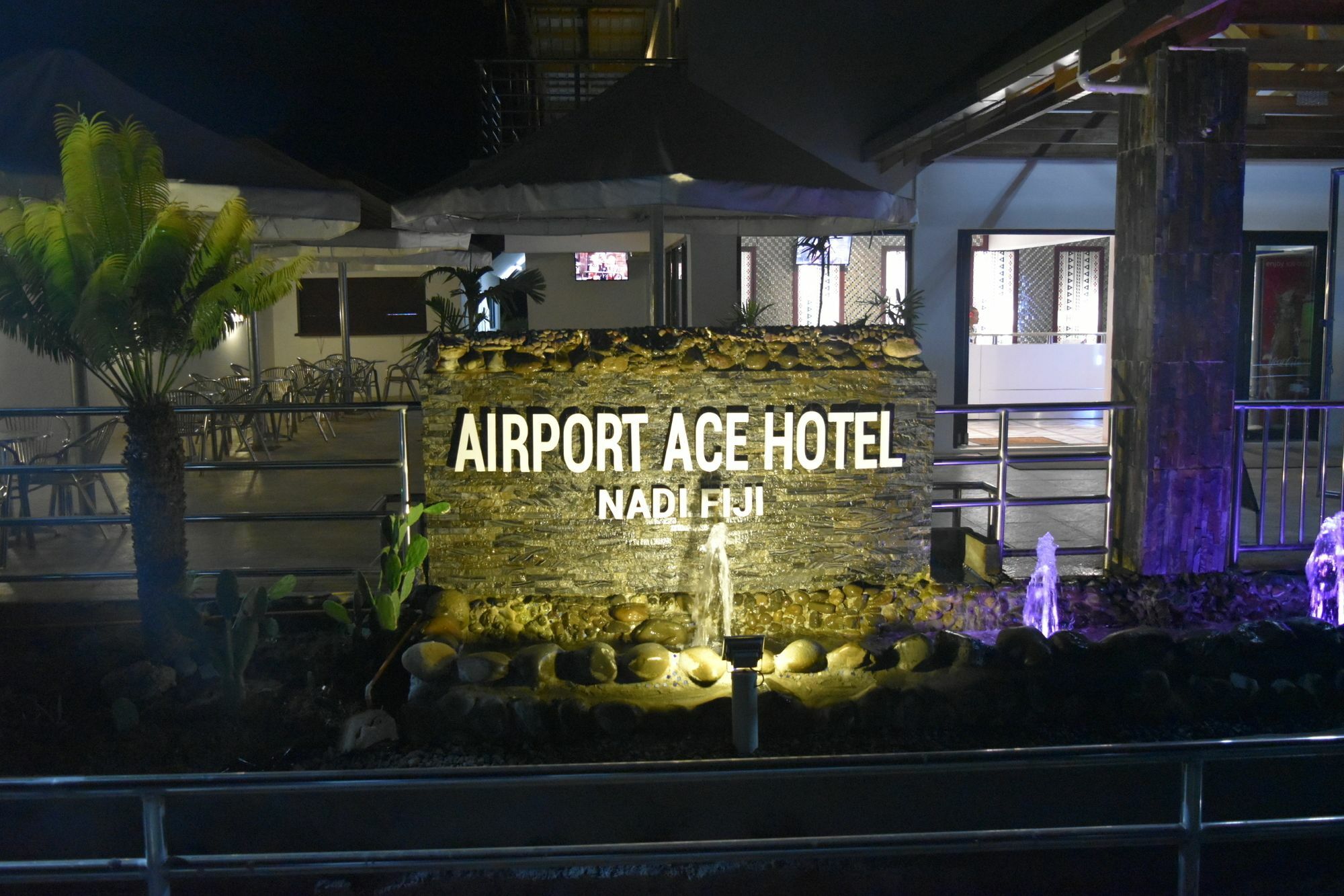 Airport Ace Hotel Наді Екстер'єр фото